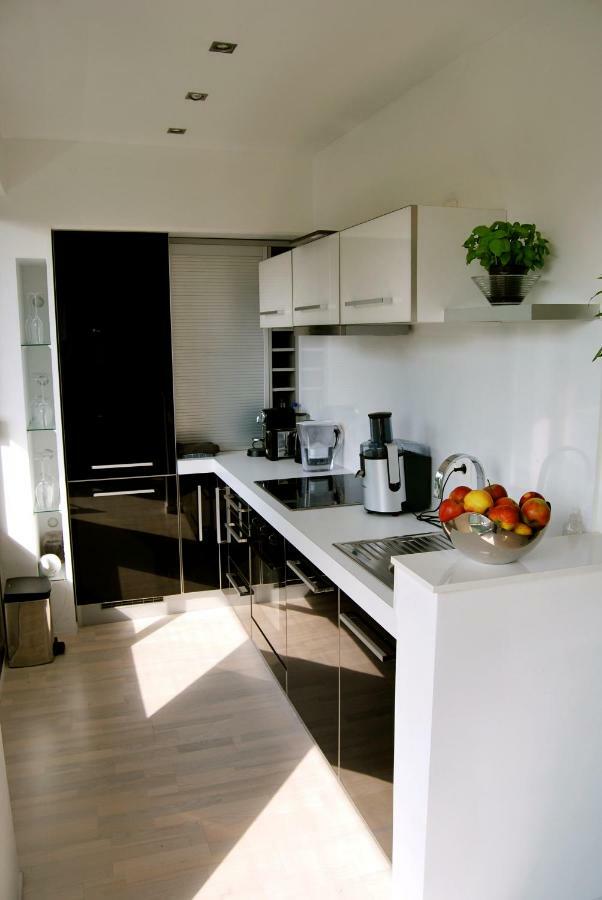Modern Apartment In Uccle - Brussels Bagian luar foto